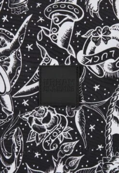 URBAN CLASSICS Pattern - Zwemshorts - Tattoo Aop -Urban Classics 0a35c6aacc1d4f1ab39b9cacc5103d35