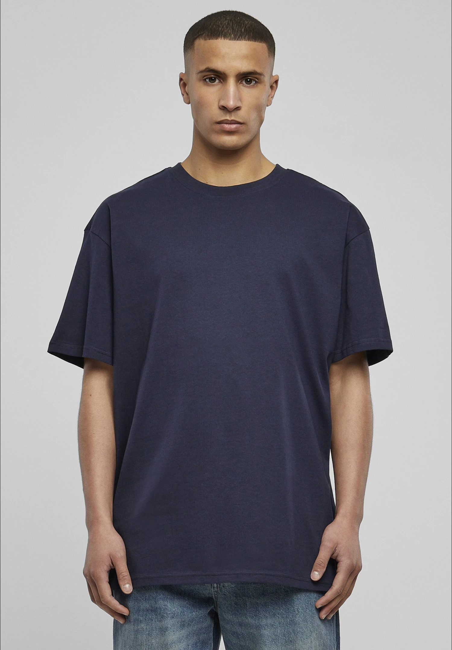 URBAN CLASSICS Heavy - T-Shirt Basic - Midnightnavy 3 URBAN CLASSICS Heavy - T-Shirt Basic - Midnightnavy