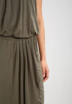 URBAN CLASSICS Bandeau- Maxi-Jurk - Olive -Urban Classics 13caacaeb7f147928be45f55f6f44e84