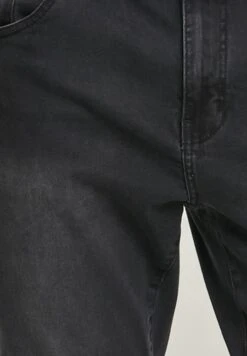 URBAN CLASSICS Relaxed Fit Jeans Shorts - Jeansshort - Real Black Washed -Urban Classics 15a10e6b06844620b8830dc784b93185