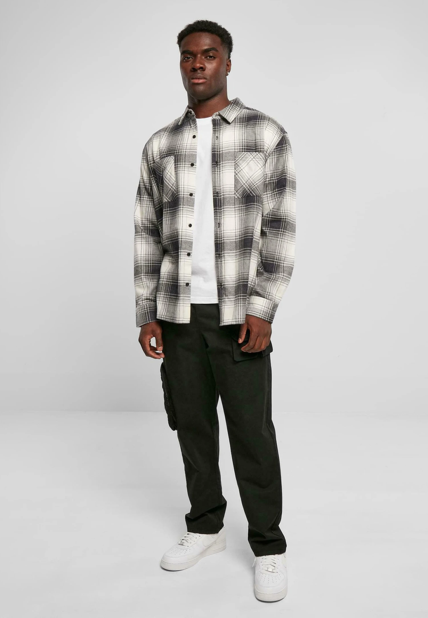 URBAN CLASSICS Mock Check - Overhemd - Whitesand Black 4 URBAN CLASSICS Mock Check - Overhemd - Whitesand Black - Afbeelding 2