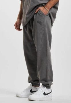 URBAN CLASSICS Big- Trainingsbroek - Anthracite