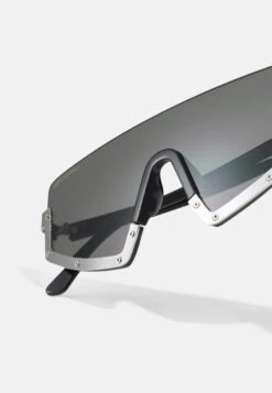 URBAN CLASSICS Sunglasses Santa Maria Unisex - Zonnebril - Black/Silver-Coloured -Urban Classics 25c8e7a76dcf4168bfa9ca48b3e16ea4