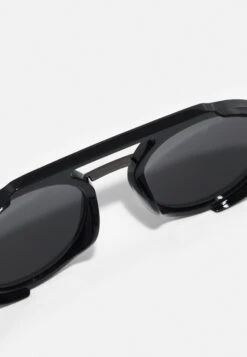 URBAN CLASSICS Sunglasses Java Unisex - Zonnebril - Black/Gunmetal -Urban Classics 27f87c9edd2843eeae16e677e5569ac5