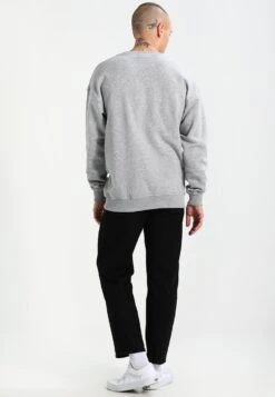 URBAN CLASSICS Crewneck - Sweater - Grey -Urban Classics 2e9b52c867b34df28913cd9cf694096a