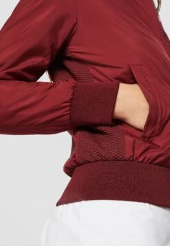 URBAN CLASSICS Bomberjacks - Burgundy -Urban Classics 4e6d3e7623964791aca8301310ad4d35