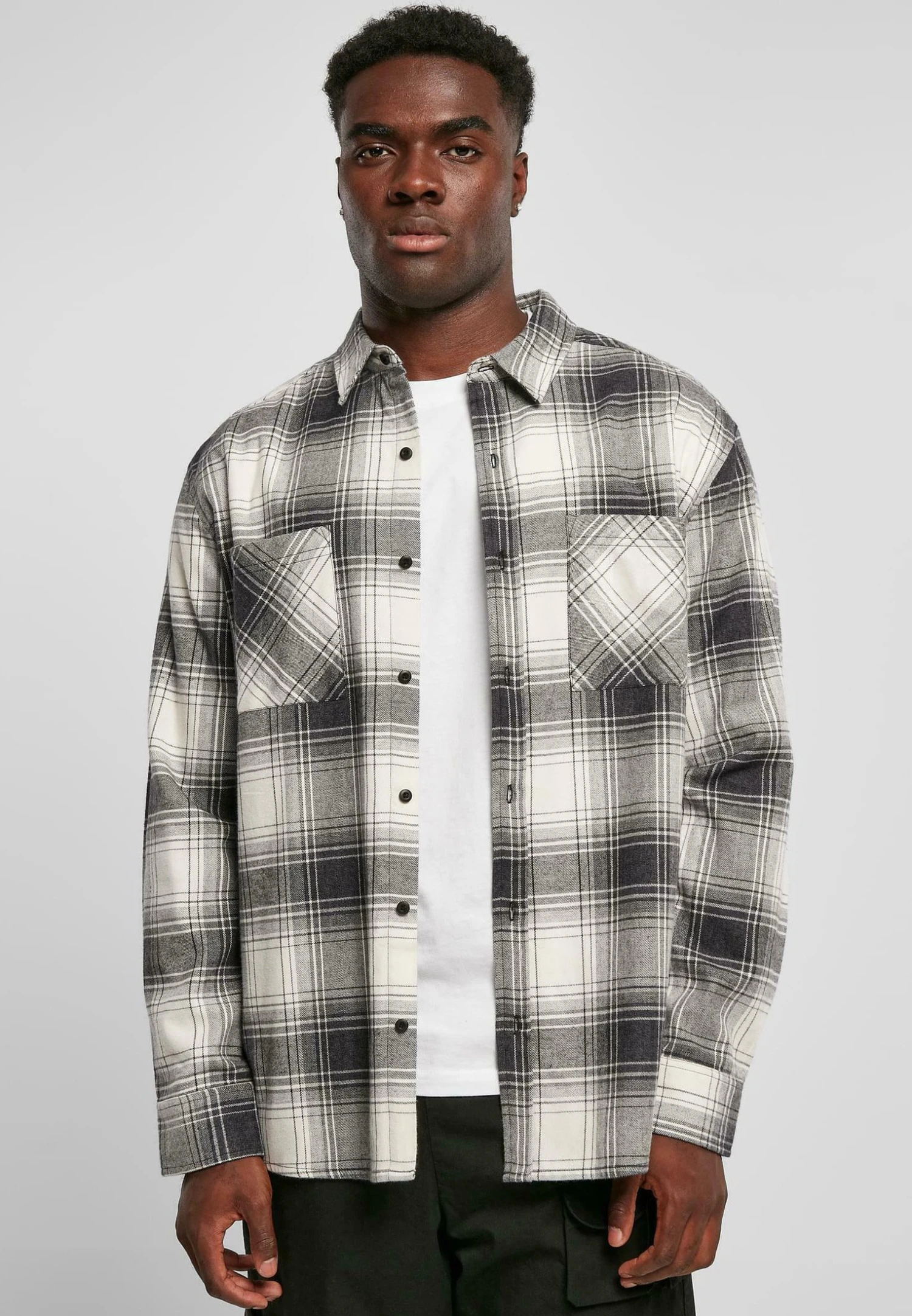 URBAN CLASSICS Mock Check - Overhemd - Whitesand Black 3 URBAN CLASSICS Mock Check - Overhemd - Whitesand Black
