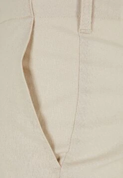 URBAN CLASSICS Shorts - Softseagrass -Urban Classics 6836af0a1cfb4f369b7f2ba5dceaad13