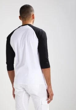 URBAN CLASSICS Contrast 3/4 Sleeve Raglan Tee - Longsleeve - White/Black -Urban Classics 69080b6d2c60430a8b6e20e180ae5e88