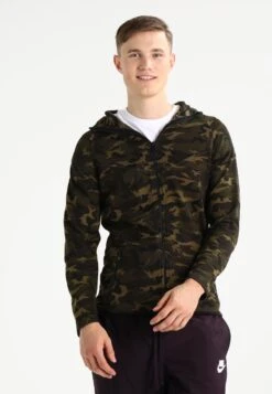 URBAN CLASSICS Interlock Camo Zip- Vest - Wood