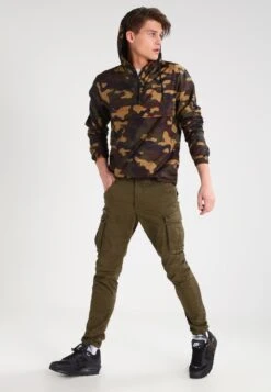 URBAN CLASSICS Camo Pull Over Windbreaker - Windjack - Wood 8 URBAN CLASSICS Camo Pull Over Windbreaker - Windjack - Wood -Urban Classics 6ce827753e04477cae7fcff315a9372e