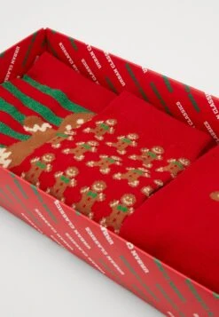 URBAN CLASSICS Christmas Gingerbread Socks 3 Pack - Sokken - Red -Urban Classics 791b34fe53264a4ead350ddec37d15b9