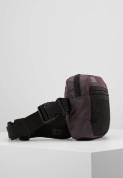 URBAN CLASSICS Chest Bag - Heuptas - Redwine -Urban Classics 8c7ab292277042bcb535de46cf2fd868