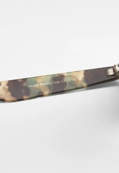 URBAN CLASSICS Likoma - Zonnebril - Camouflage -Urban Classics 919f29c13dec48379548a5ece3c74b9f