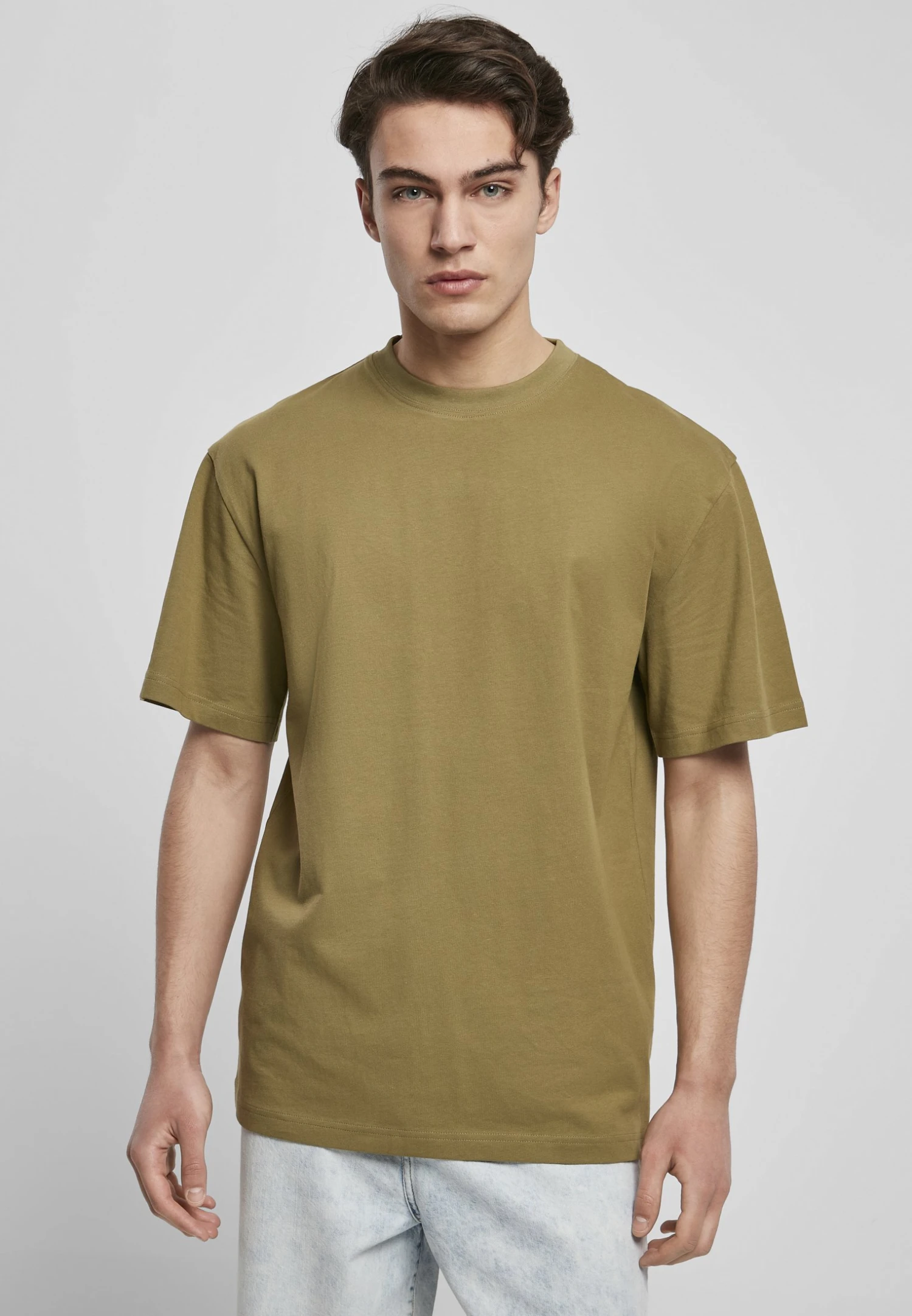 URBAN CLASSICS Tall- T-Shirt Basic - Tiniolive 3 URBAN CLASSICS Tall- T-Shirt Basic - Tiniolive