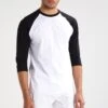 URBAN CLASSICS Contrast 3/4 Sleeve Raglan Tee - Longsleeve - White/Black 2 URBAN CLASSICS Contrast 3/4 Sleeve Raglan Tee - Longsleeve - White/Black -Urban Classics bd8f9cb5b68c4c02ac3bd67180e9ea9b