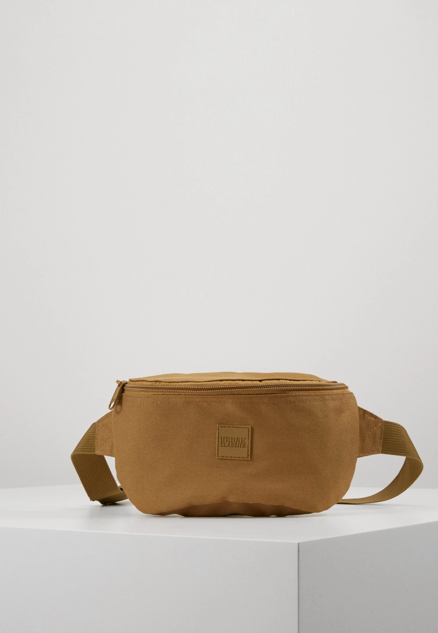 URBAN CLASSICS Hip Bag - Heuptas - Croissant 3 URBAN CLASSICS Hip Bag - Heuptas - Croissant