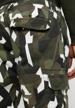 URBAN CLASSICS Geometric Camo Stretch Twill Cargo - Shorts - Wood Camo 13 URBAN CLASSICS Geometric Camo Stretch Twill Cargo - Shorts - Wood Camo -Urban Classics ca59a29dd5c14b6c9a9a7c11e62127d3