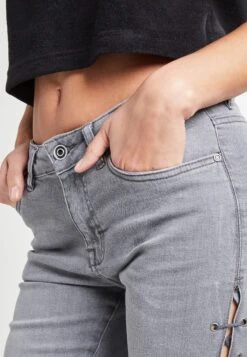 URBAN CLASSICS Jeans Skinny Fit - Grey 10 URBAN CLASSICS Jeans Skinny Fit - Grey -Urban Classics cb62d07f1592458697ad16e9f243f72e