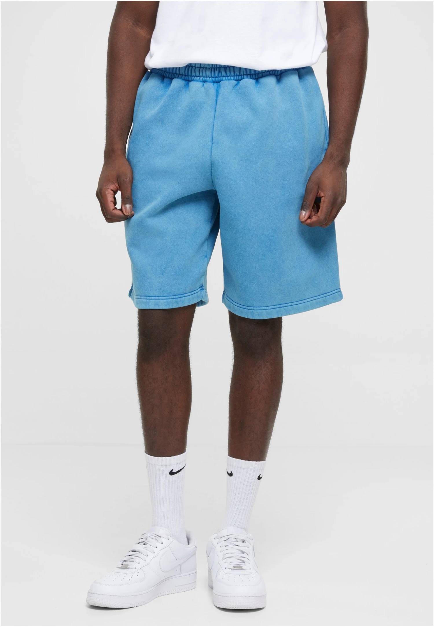 URBAN CLASSICS Heavy Washed- Shorts - Royal 3 URBAN CLASSICS Heavy Washed- Shorts - Royal