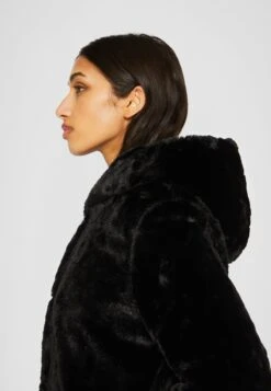 URBAN CLASSICS Mantel - Black -Urban Classics d2ae35c619fd4e97b786540e810dfd3d