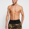 URBAN CLASSICS Block - Zwemshorts - Black/Wood -Urban Classics d5c4d58bdb704fc5a6960215cbdae5cc