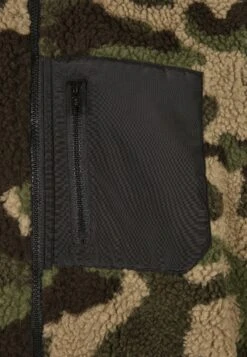 URBAN CLASSICS Fleecejas - Wood Camouflage -Urban Classics e2301d75a3cf41e090509dc9047bc765