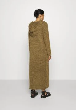 URBAN CLASSICS Feather- Vest - Summerolive -Urban Classics eb687ef300914e27ac5fd4459e204c8d