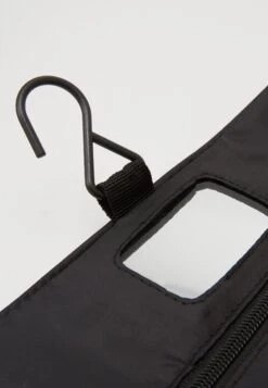 URBAN CLASSICS Cosmetic Pouch Festival - Schoudertas - Black 13 URBAN CLASSICS Cosmetic Pouch Festival - Schoudertas - Black -Urban Classics f2045c950c7a42eeb374cdc841dfd998