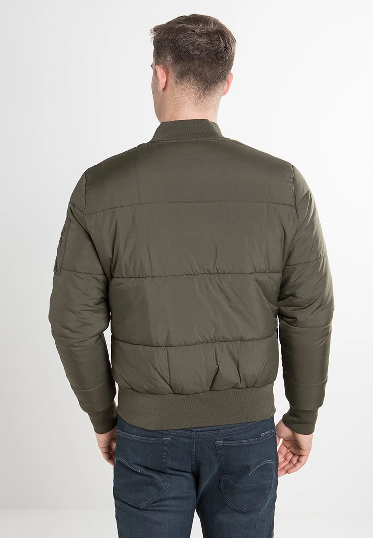 URBAN CLASSICS Basic Quilt Bomber Jacket - Bomberjacks - Olive 4 URBAN CLASSICS Basic Quilt Bomber Jacket - Bomberjacks - Olive - Afbeelding 2