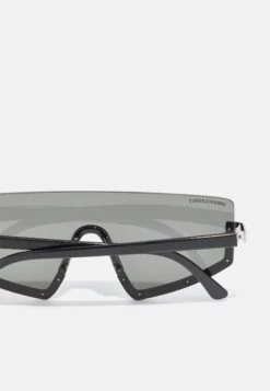 URBAN CLASSICS Sunglasses Santa Maria Unisex - Zonnebril - Black/Silver-Coloured -Urban Classics f6e9c86a5a984702855a4e0cce3036f9