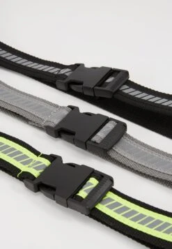 URBAN CLASSICS Reflective Belt 3 Pack - Riem - Black/Silver/Neonyellow/Grey 9 URBAN CLASSICS Reflective Belt 3 Pack - Riem - Black/Silver/Neonyellow/Grey -Urban Classics ffa4f9ac80524b7eb745cf56962c645b